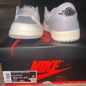 Air Jordan Retro LOW OG atmosphere grey